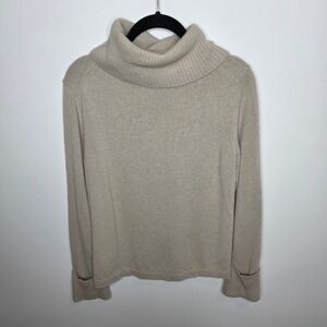 Untitled Sweater Womens 2 (Medium)‎